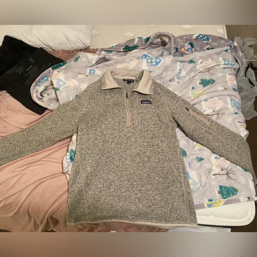 Women patagonia zip up sweater
